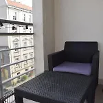 Blue Sky Apartman *